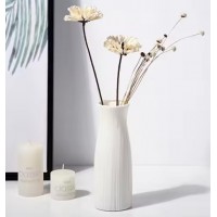 Скандинавская пластиковая ваза для цветов 23,5 х 9 см