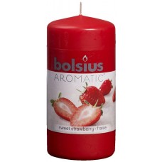 Свеча сладкая клубника ароматическая Bolsius 6х12 см (60/120-73Б)