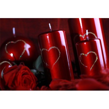 Свеча валентинка Love 60х115мм. 1шт. Цвет красный металлик